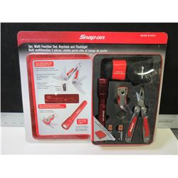 New Snap-On 3 piece Multi function tool , Keychain and Flashlight kit in