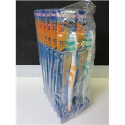 Bundle of 12 Oral-B Toothbrushes factory sealed / Classic Soft over 36.00 worth