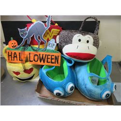 Bundle of Kids Halloween Baskets & Halloween Cat Wall Hanger