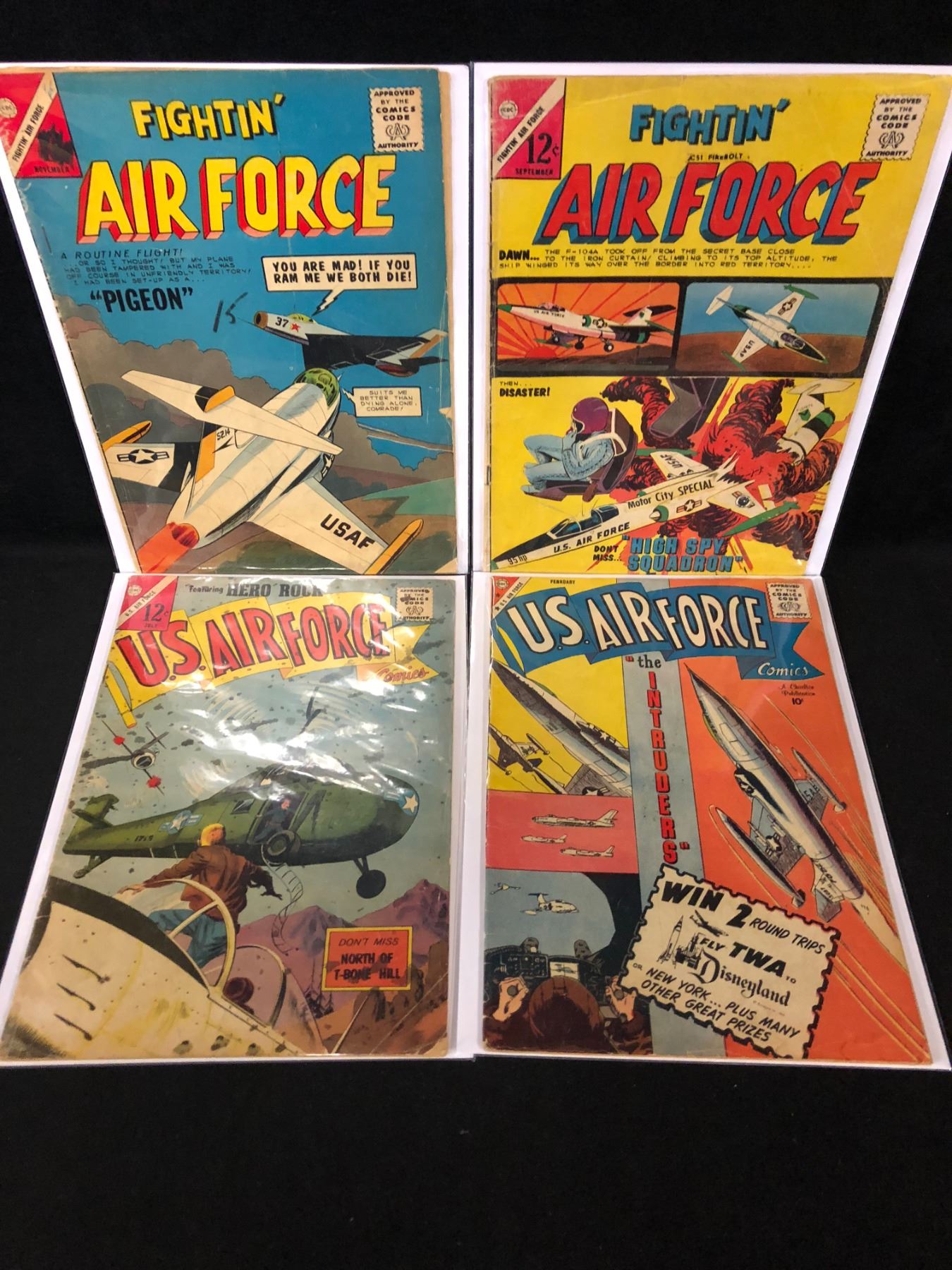 U.S AIRFORCE COMIC BOOK LOT (CDC)