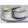 Image 2 : BnW Enamelware Lot