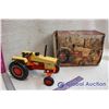 Image 2 : Case 1170 Toy Tractor w/box 1:16 Scale