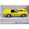 Image 4 : Model 1967 Chevrolet Corvette Yellow 1:43 Scale