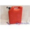 Image 2 : Plastic Jerry Can