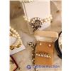 Image 4 : Pearl Jewelry Lot (Stands Not Included)