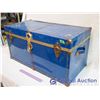 Image 2 : Vintage Blue Trunk