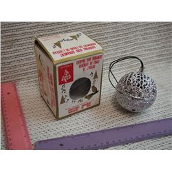 Eatons Chirping Bird Ornament With Bow