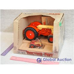 Ertl Case 600 Die Cast Model, "Tractors Of The Past" W/ Mini