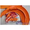 Image 2 : Hot Wheels Gravity Track W/ Clamps, Ramps, And Loop