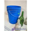 Image 4 : Bucket of Glass Bottles