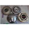 Image 2 : Lot of 4 GM/Chevrolet Hub Caps