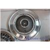 Image 3 : Lot of 3 Thunderbird Hub Caps