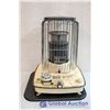 Image 6 : Convection Sunbeam Kerosene Heater, Working