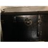 Image 4 : Black Wooden Trunk