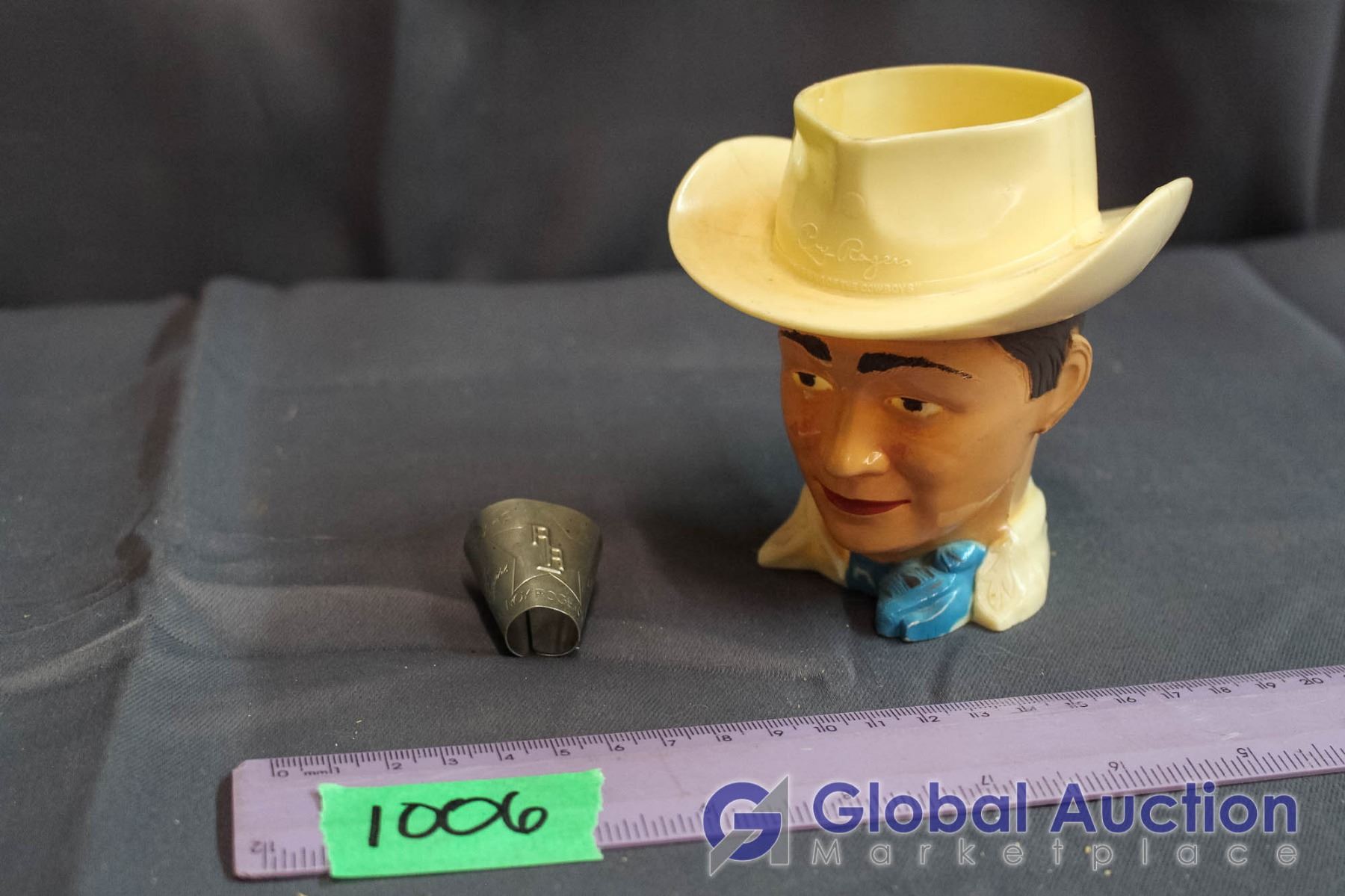 Roy Rogers Quaker Oats Souveneir Cup and Plastic Mug