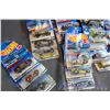 Image 3 : (25) NIB Hot Wheels