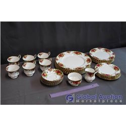 Complete 6 Place Setting, Royal Albert Old Country Roses With Cream and Sugar