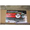 Image 3 : New In Box Lightweight Aluminum Cargo Carrier