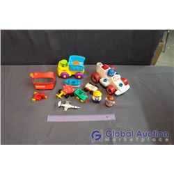 Lot of Vintage Toys (Viewmaster, Fisherprice Race Car, etc)