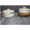 Image 14 : Lot of Assorted Stoneware - 2 Bowls, Bean Pot, 10" Pie Plate & Cover, 2 Pieces of Covered Crockware