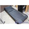 Image 1 : Black Yard Lounger