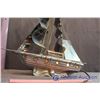 Image 4 : Decorative Metal Boat Lamp (Working)