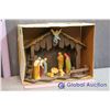 Image 1 : Vintage Nativity Set