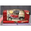 Image 2 : 1922 Studebaker Die Cast Collector's Bank