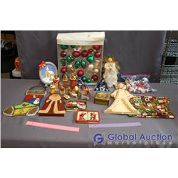 Large Lot of Misc Christmas Decor