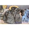 Image 3 : Cabelas Large Jean Jacket (size Large), Winter Fur lined Jacket (size Large), 1 pair of winter boots