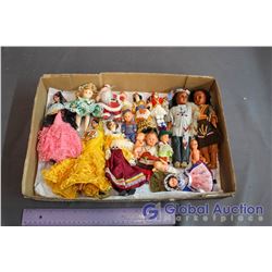 Lot of Vintage Dolls