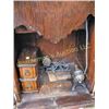 Image 6 : Vintage New Home Sewing Machine in Cabinet