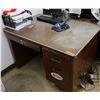Image 1 : Small Metal 2-Drawer Desk