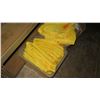 Image 3 : Approx. 15 Yellow Tyvek Coveralls