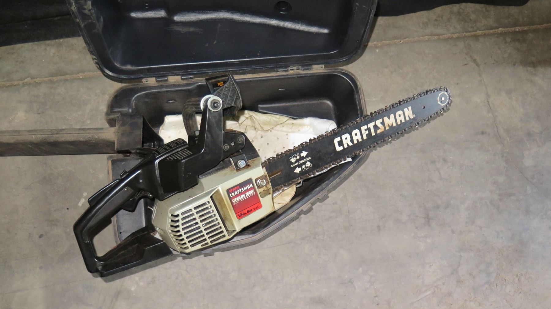 Craftsman Chainsaw W 18 Inch Bar Oahu Auctions