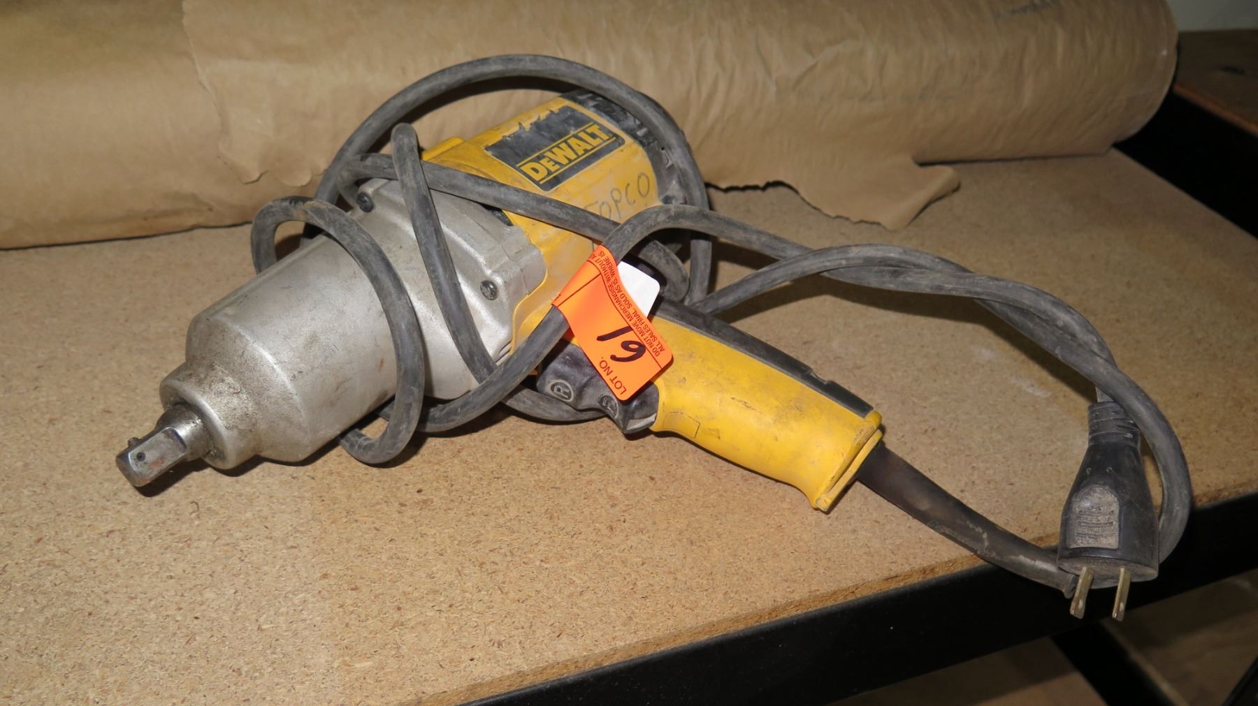 Dewalt DW292 Half Inch Impact Wrench Dewalt dw292 half inch impact wrench