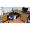 Image 1 : L-Shaped Wooden Desk Ensemble Office Chair