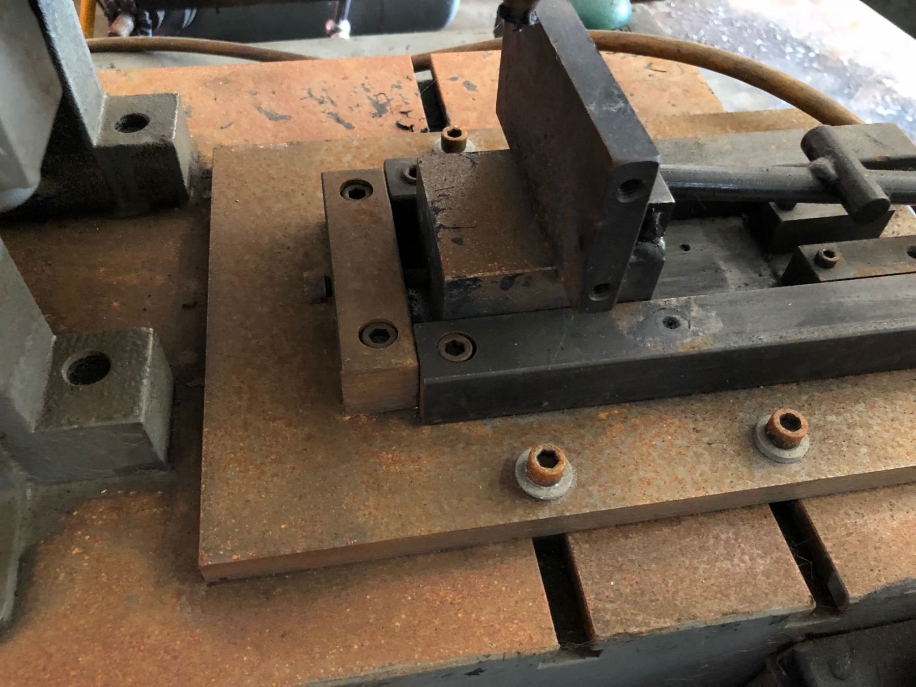 Taumel Assembly Systems Rivet Spinnter Model T-500 6453