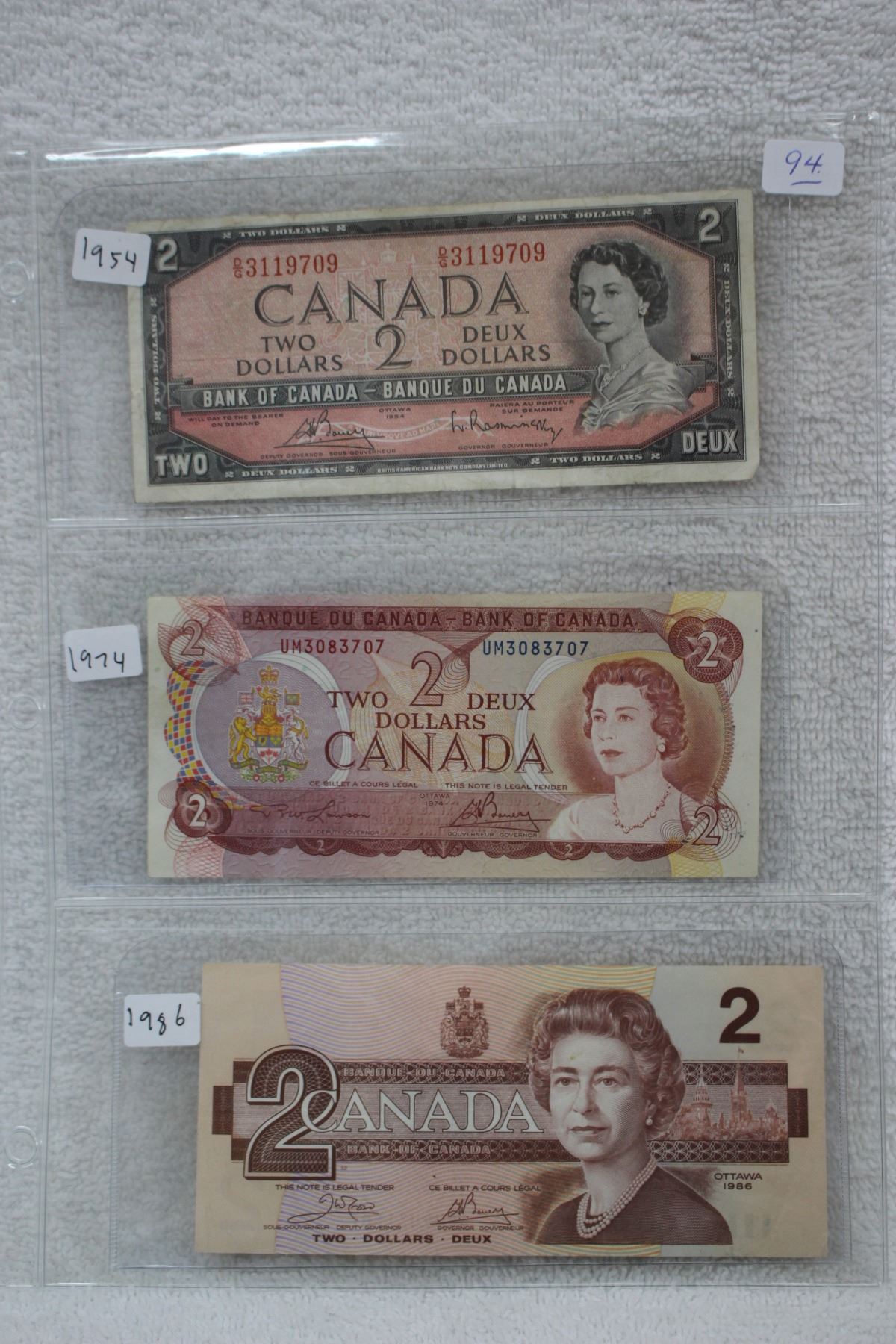Canada Two Dollar Bill (3)