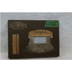 Alaskan Ulu Knife and Stand - New