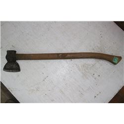 Hatchel Balde Axe w/30" Handle