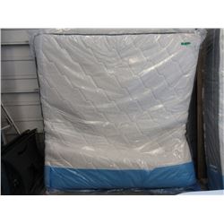 New King Size Simmons Euro Top Mattress