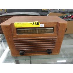 Vintage General Electric Wood Radio