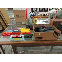 HO Scale Train Cars & Track