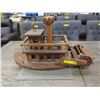 Image 1 : Wood Paddle Wheeler Boat Model with Light