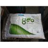Image 1 : 2 New Standard Size Geo Blend Pillows