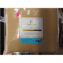 New Queen Size Clara Clark Duvet Set - Gold