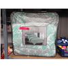 Image 1 : New Queen Size 8 Piece Comforter Set - Green