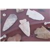 Image 8 : Native American Arrowhead Artifact Collection