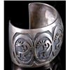 Image 5 : Navajo Sand-Cast Sterling Silver Kokopelli Cuff